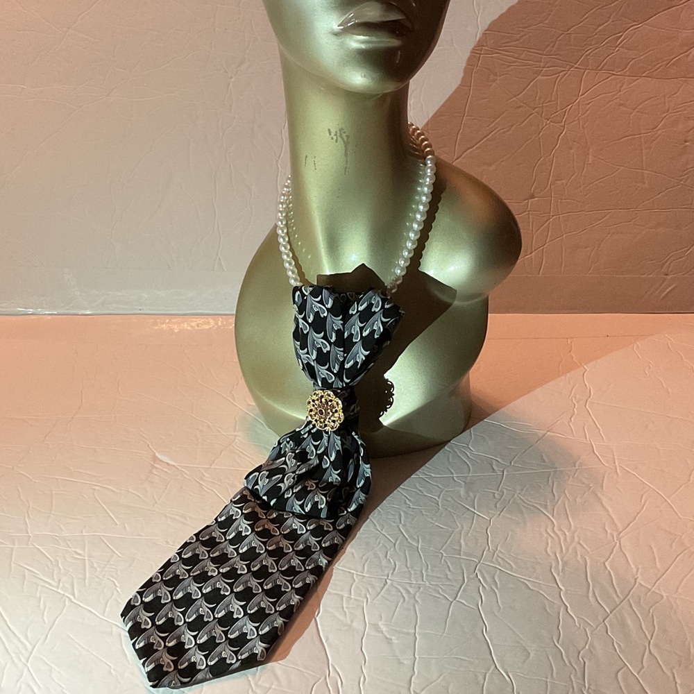 Up-cycled Men’s Silk Tie w. Faux Pearl Necklace and Decorative Brooch for Women